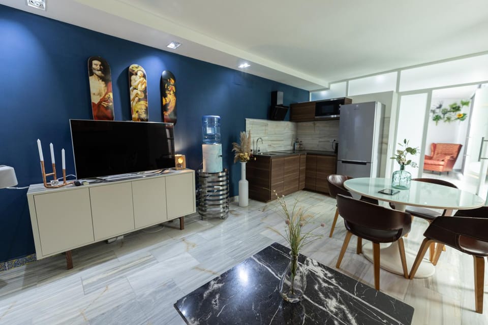 TV and multimedia, Kitchen or kitchenette, Dining area