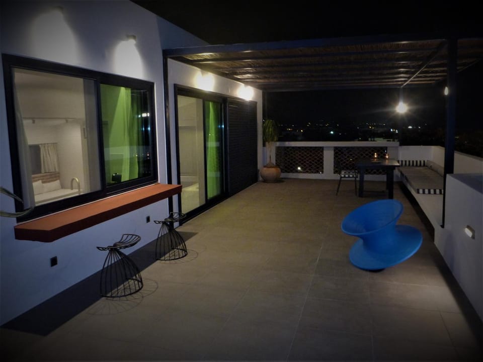 Cretan Loft Apartment in Platanias