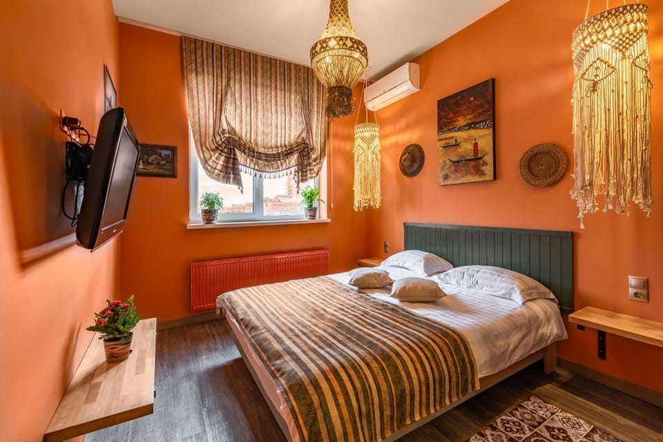 Bed, Photo of the whole room, Bedroom