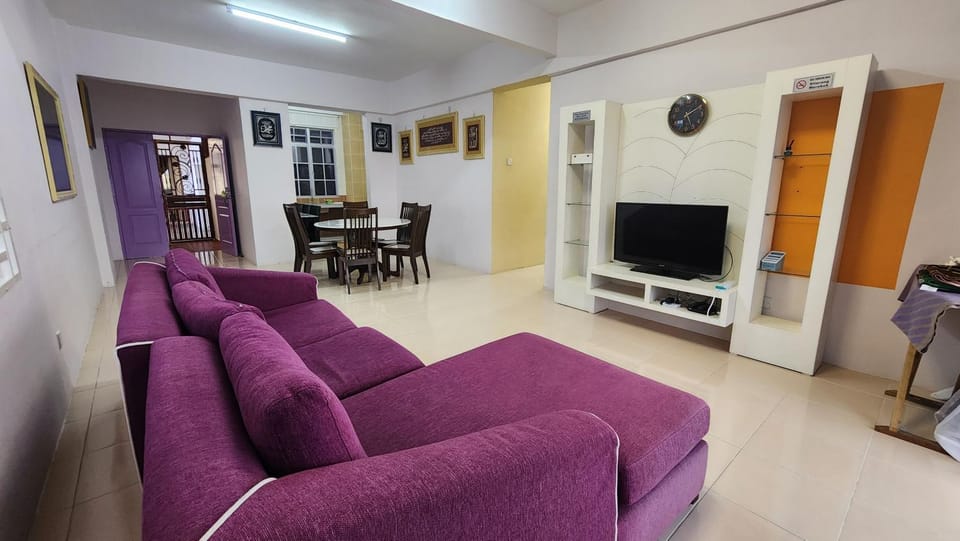 Muslim homstay@Crown Imperial Court Apartment in Brinchang
