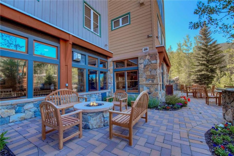 Property building, Patio