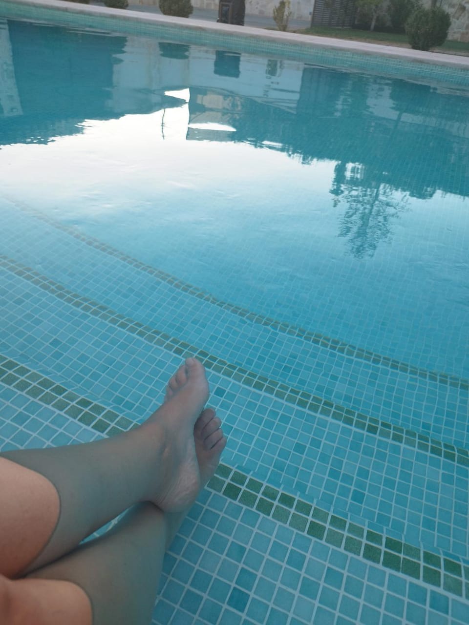 Day, Swimming pool