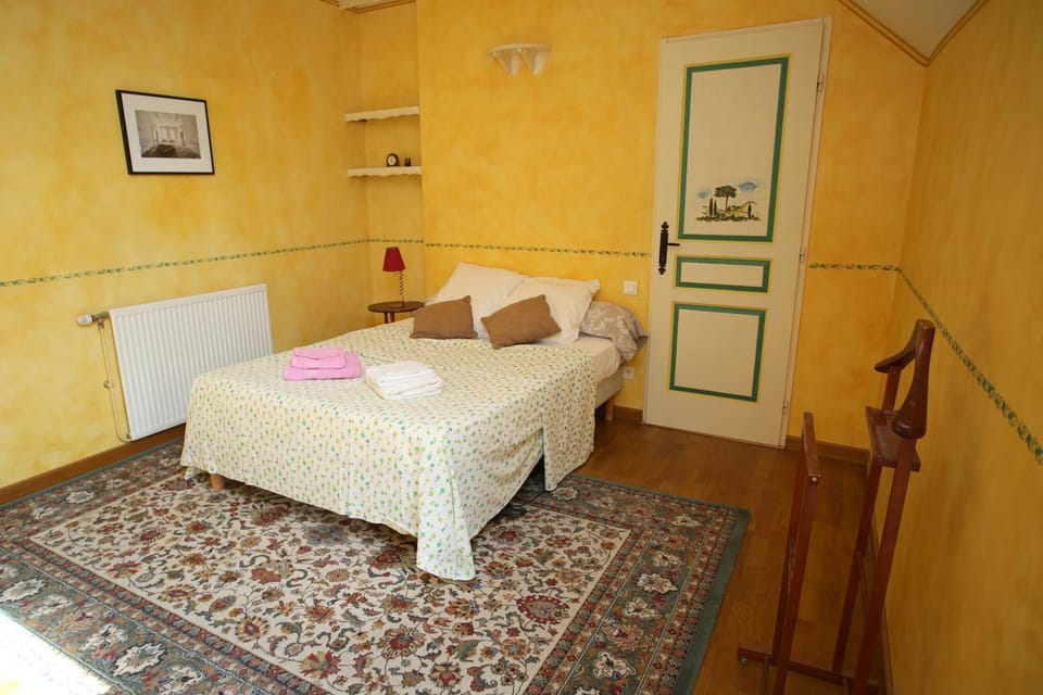 Siccieu - Au Clair de la Pierre House in Auvergne-Rhône-Alpes