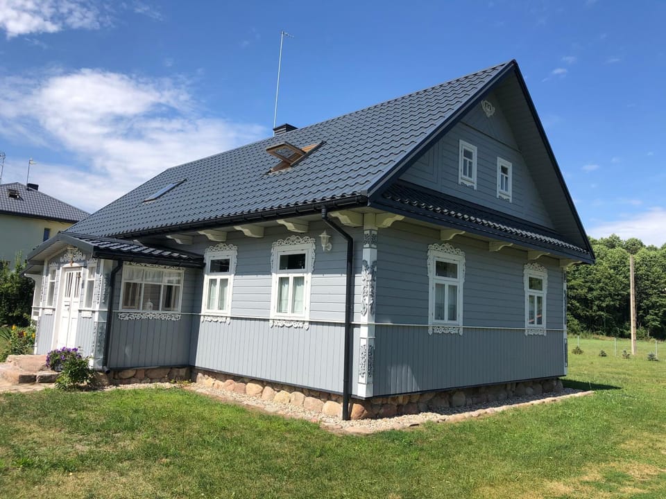 Property building, Spring, Day, Garden