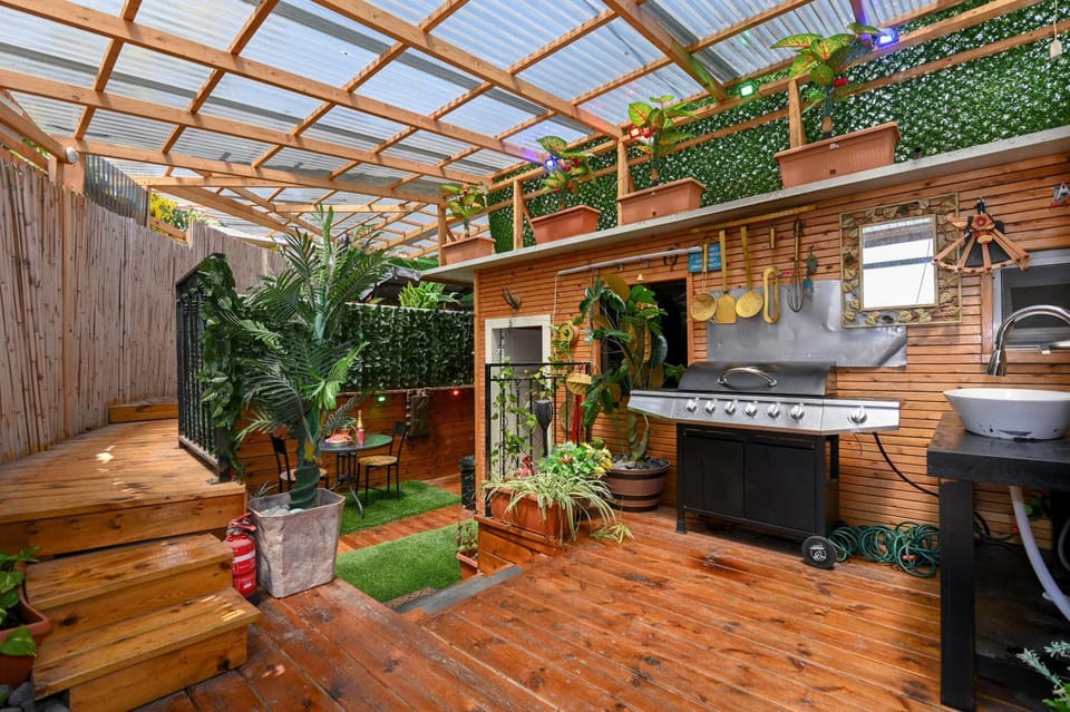 Garden, Garden view