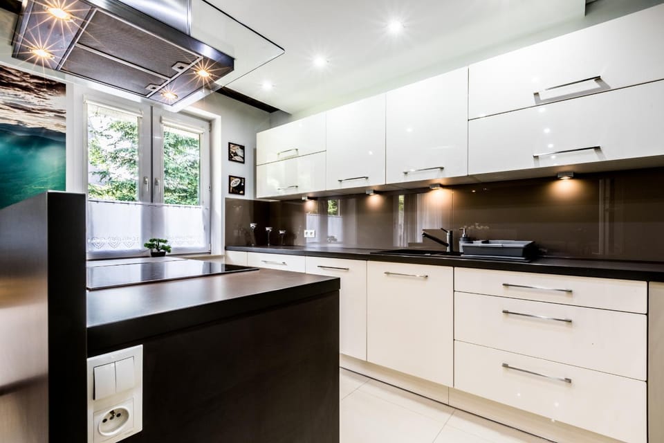 Kitchen or kitchenette, stove