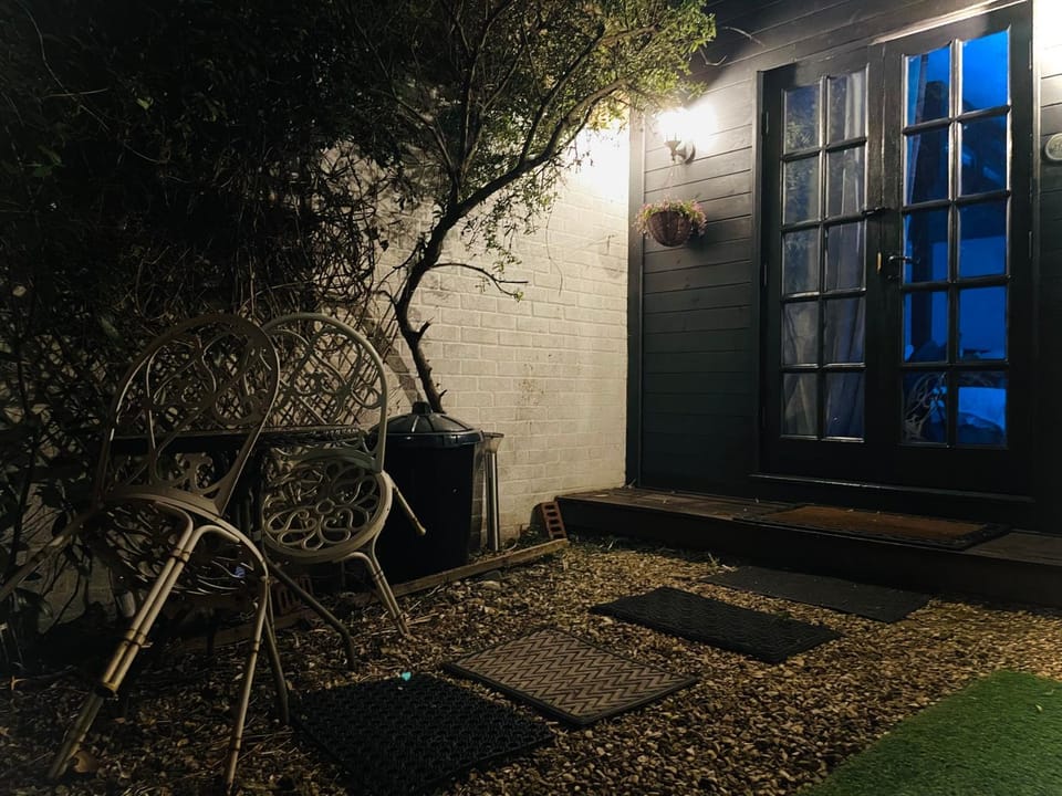 The Treehouse Apartment in England