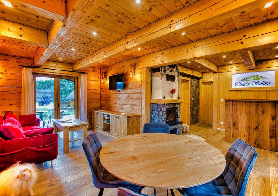 TV and multimedia, Living room, Lobby or reception, Seating area