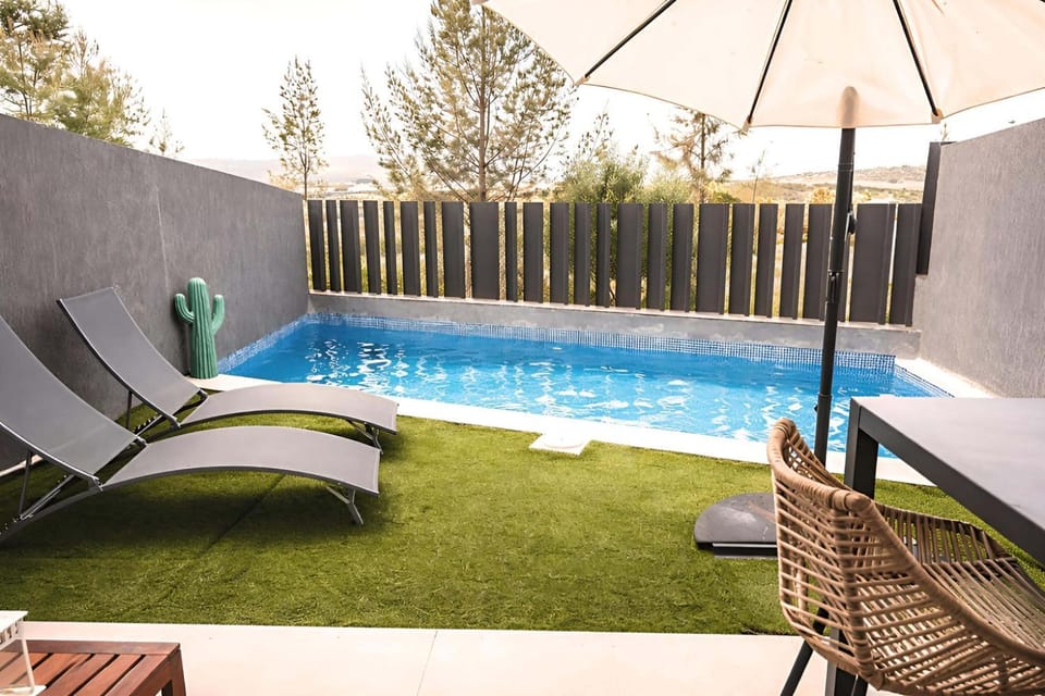 Day, Natural landscape, Garden, Garden view, Pool view, Swimming pool, sunbed