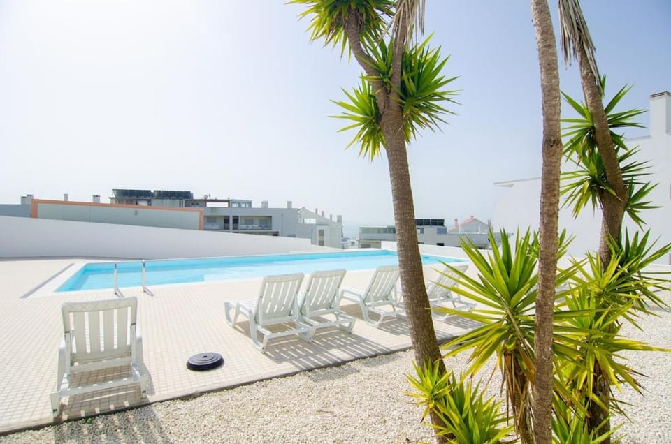 TERRAZA - Exclusive Terrace, Sea View & Pool Apartment in Nazaré