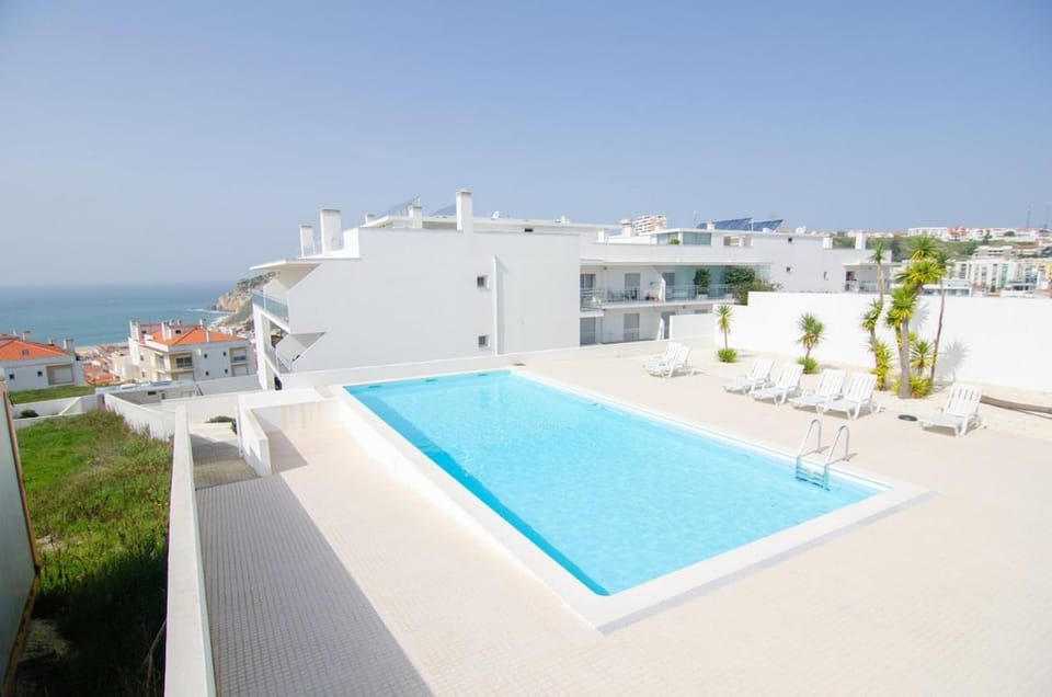 TERRAZA - Exclusive Terrace, Sea View & Pool Apartment in Nazaré