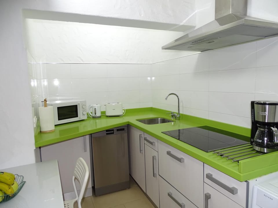 Kitchen or kitchenette, kitchen