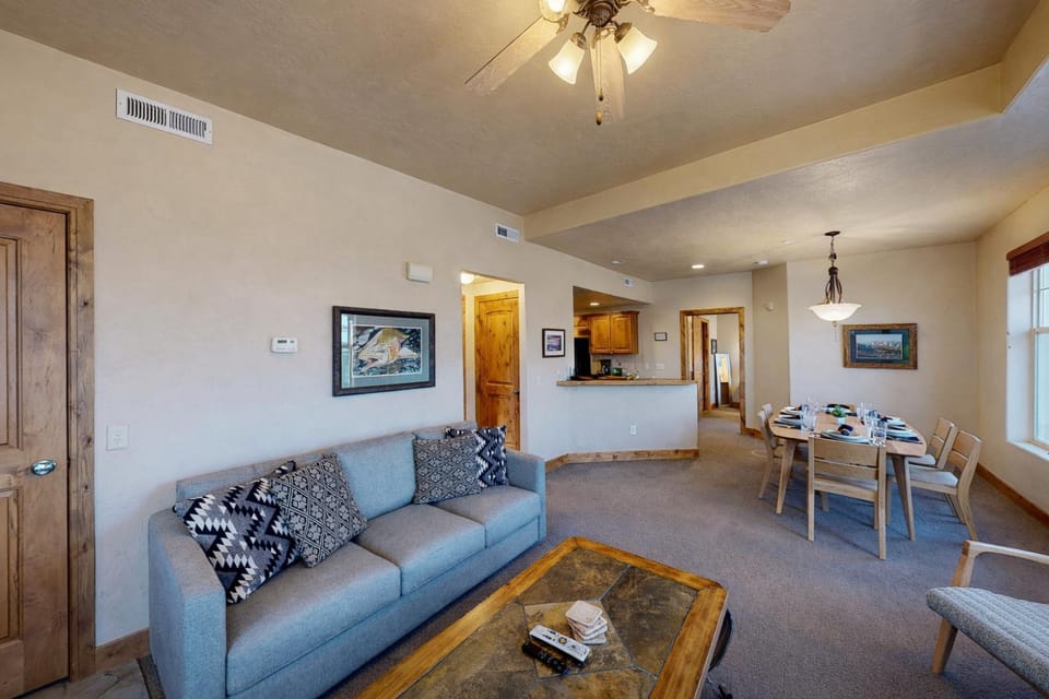 Foxpoint condo Apartment in Snyderville