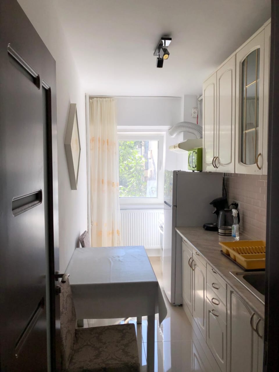 Kitchen or kitchenette, kitchen