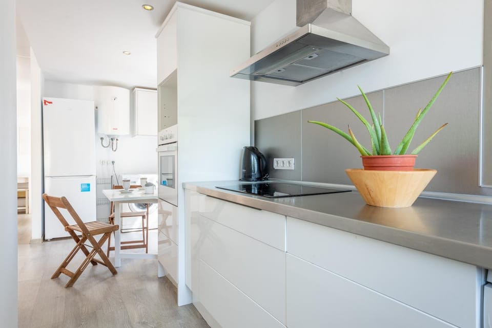Kitchen or kitchenette, Living room