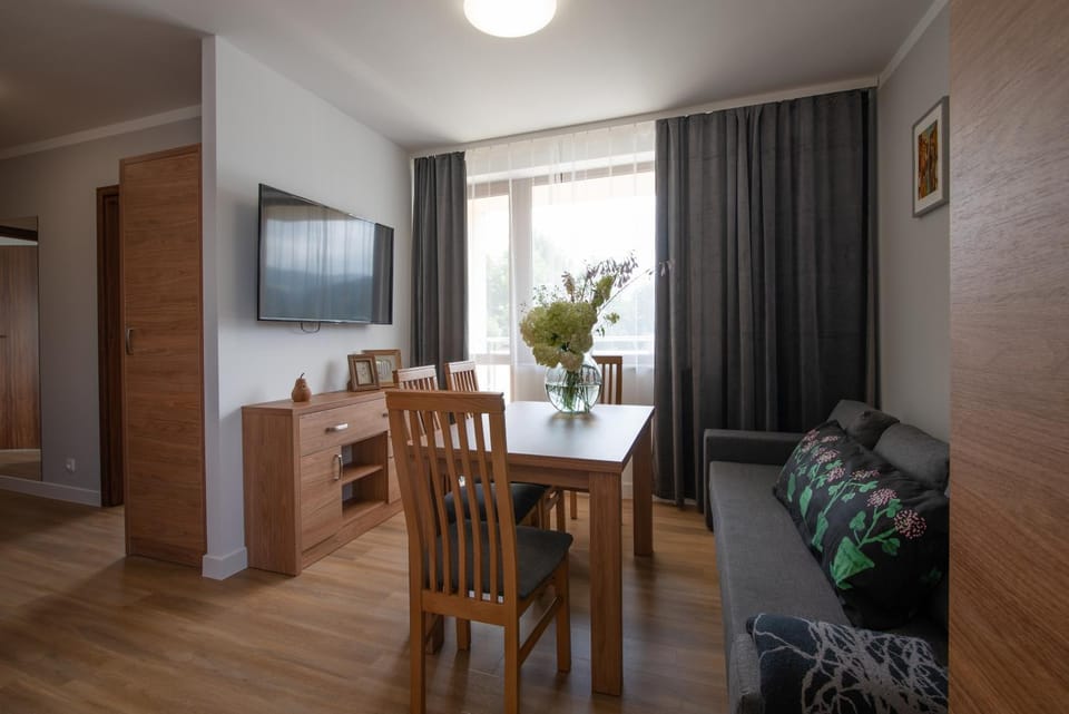 Living room, Photo of the whole room