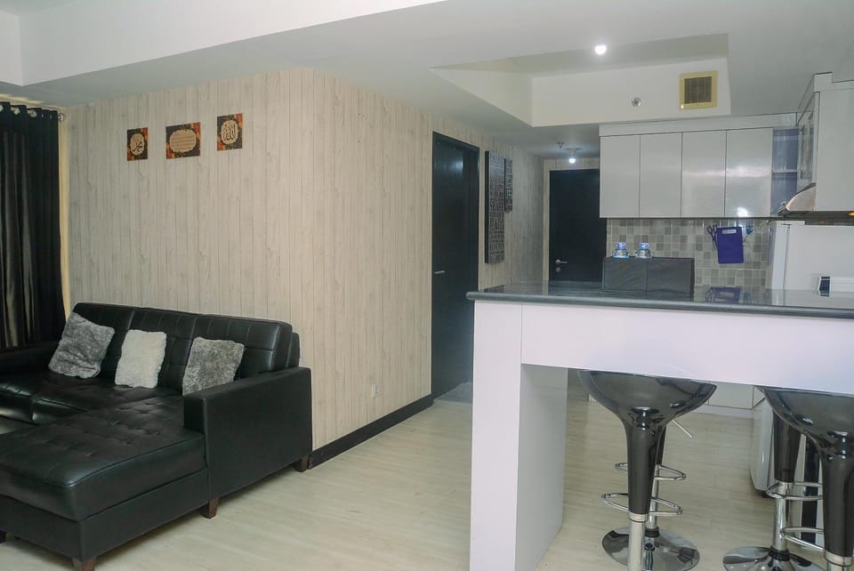 Homey and Relaxing 2BR The Wave Apartment By Travelio Apartment in South Jakarta City