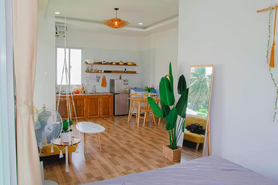 sunset beach house 3 Apartment in Phu Quoc