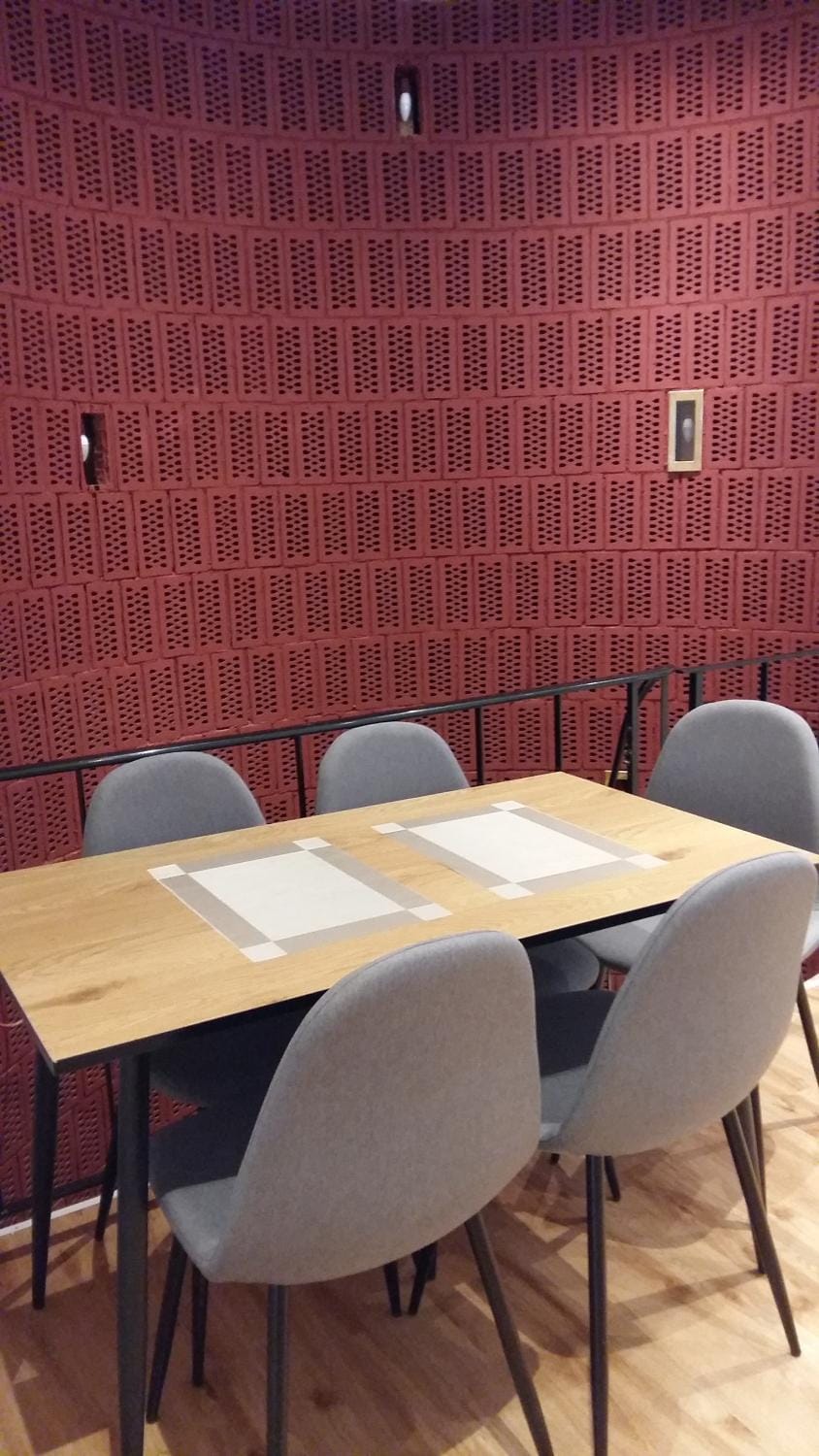 Seating area, Dining area