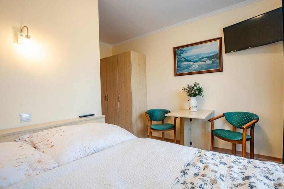 TV and multimedia, Bedroom