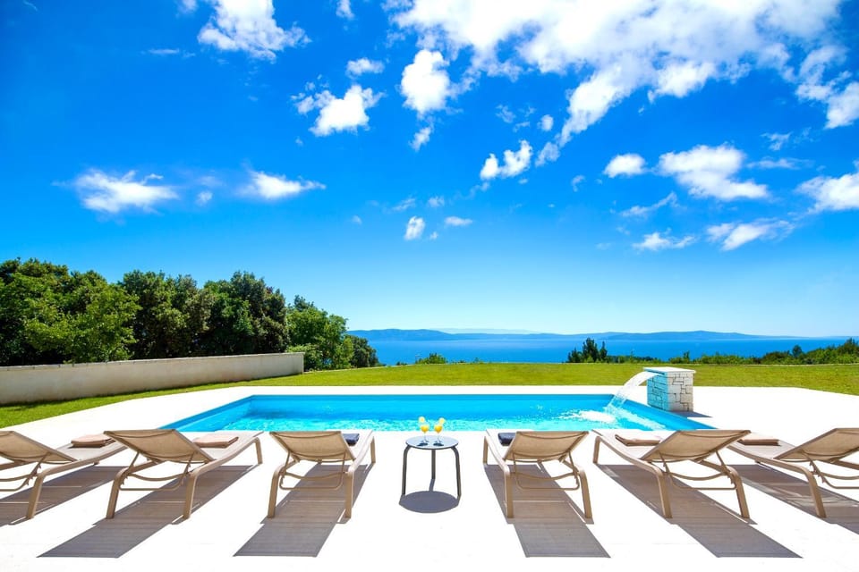 Day, Pool view, Sea view, Swimming pool, sunbed
