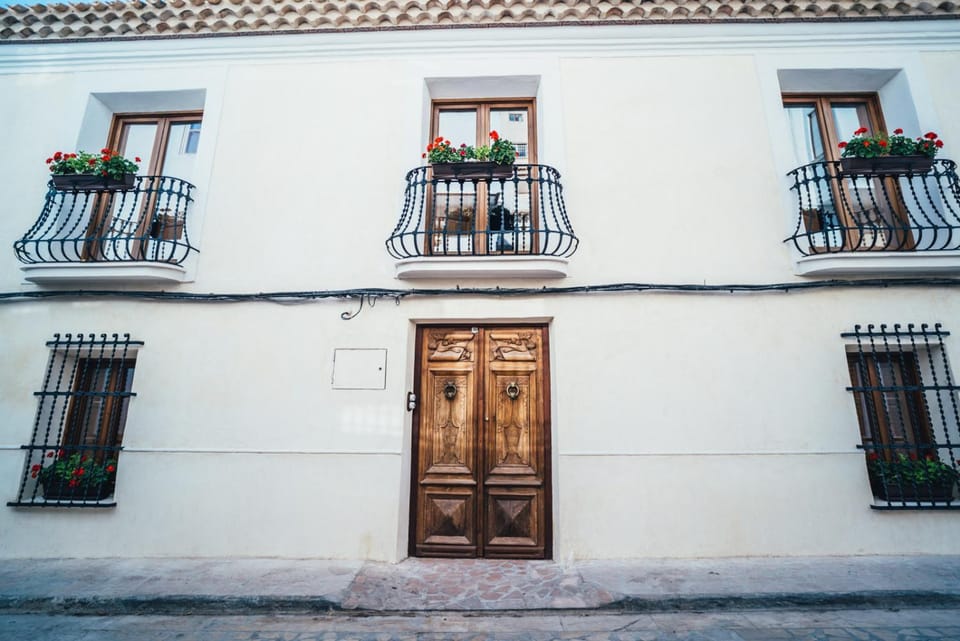 Property building, Facade/entrance