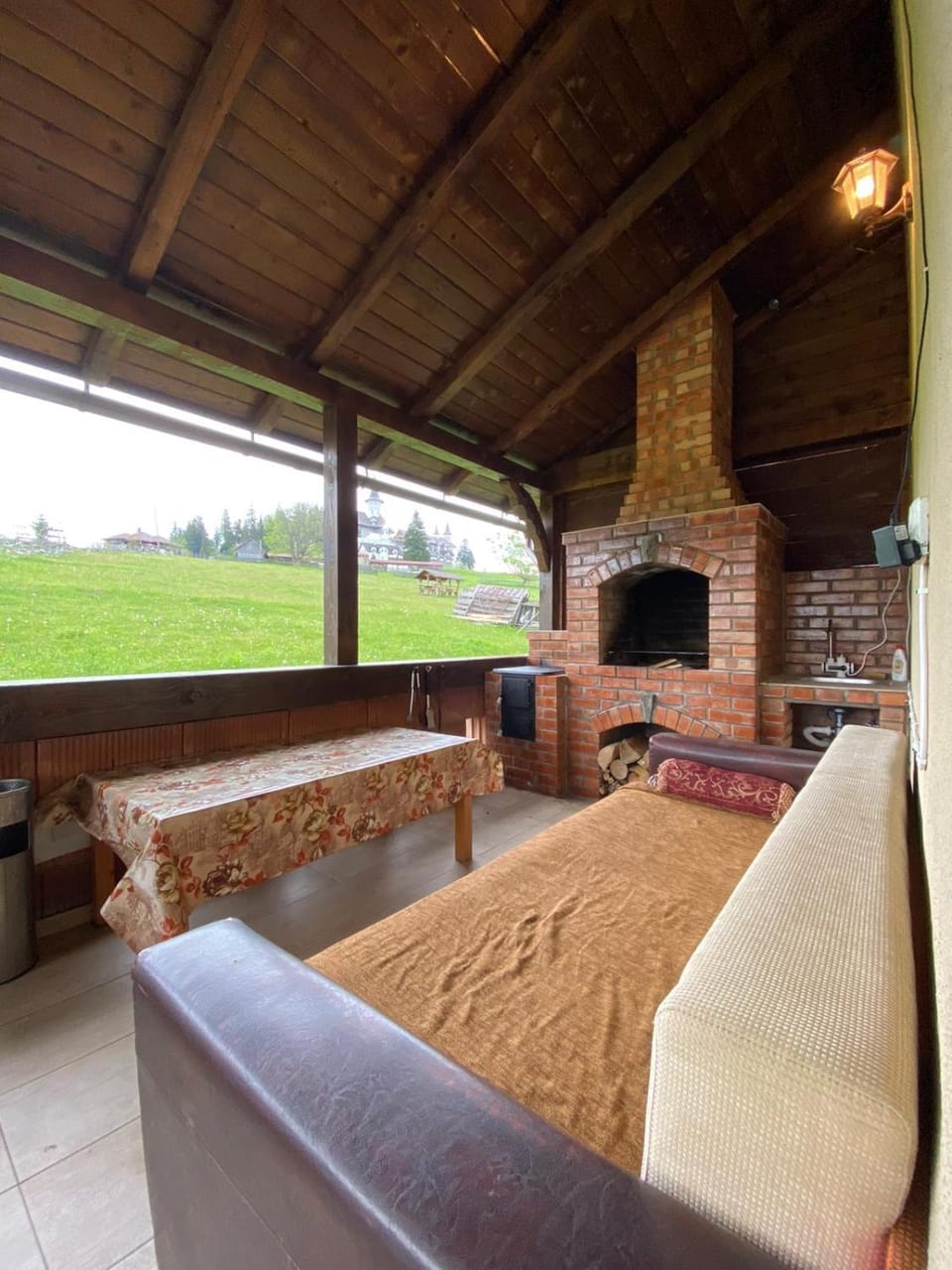 Cabana Vlad 1 House in Romania