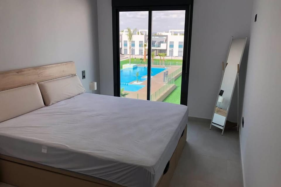 Oasis Beach Dream Holiday Apartment in Vega Baja del Segura