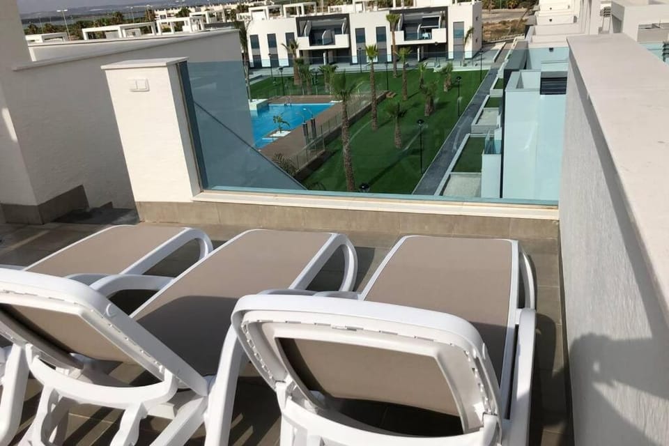 Oasis Beach Dream Holiday Apartment in Vega Baja del Segura