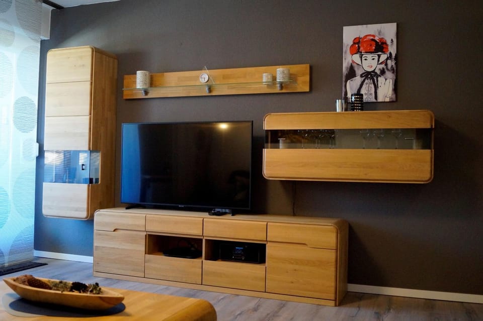 Schwarzwald geht immer Fewo 60 qm mit großem Südbalkon, WLAN und Magenta TV Apartment in Baden-Württemberg