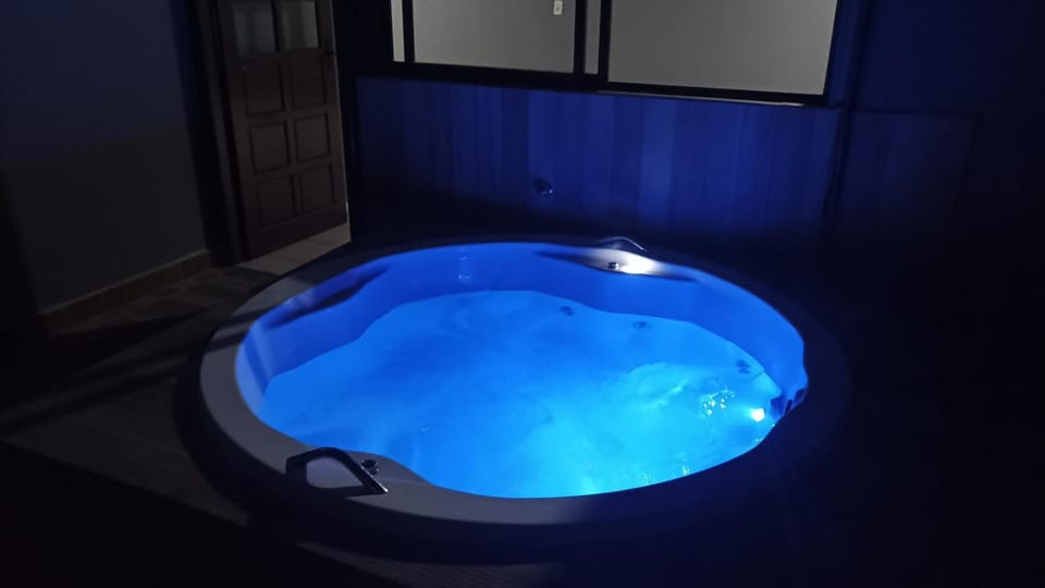 CASA ARMANI 50 metros DA PRAIA MARISCAL BOMBINHAS House in Bombinhas