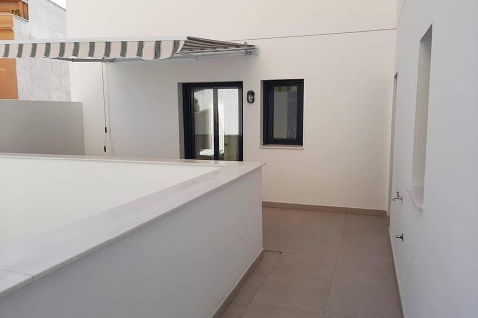 New Apartment in the Center-Terrace & Free Parking Apartment in Malaga