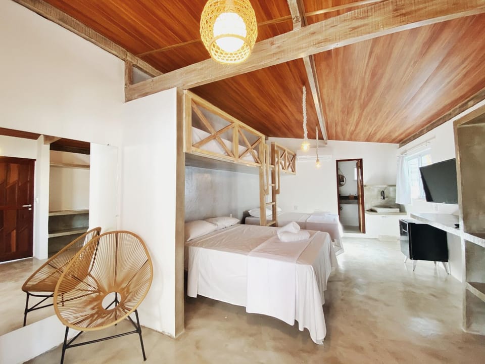Pousada Primeira Praia Suítes Inn in Ilha de Tinharé