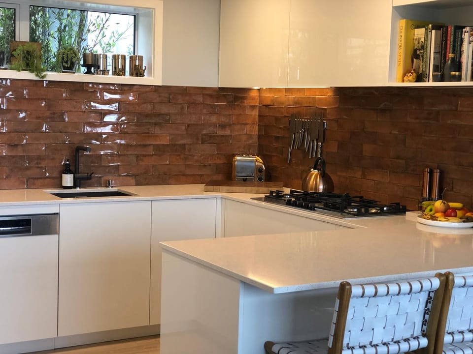kitchen, Internal: Not applicable to any particular room