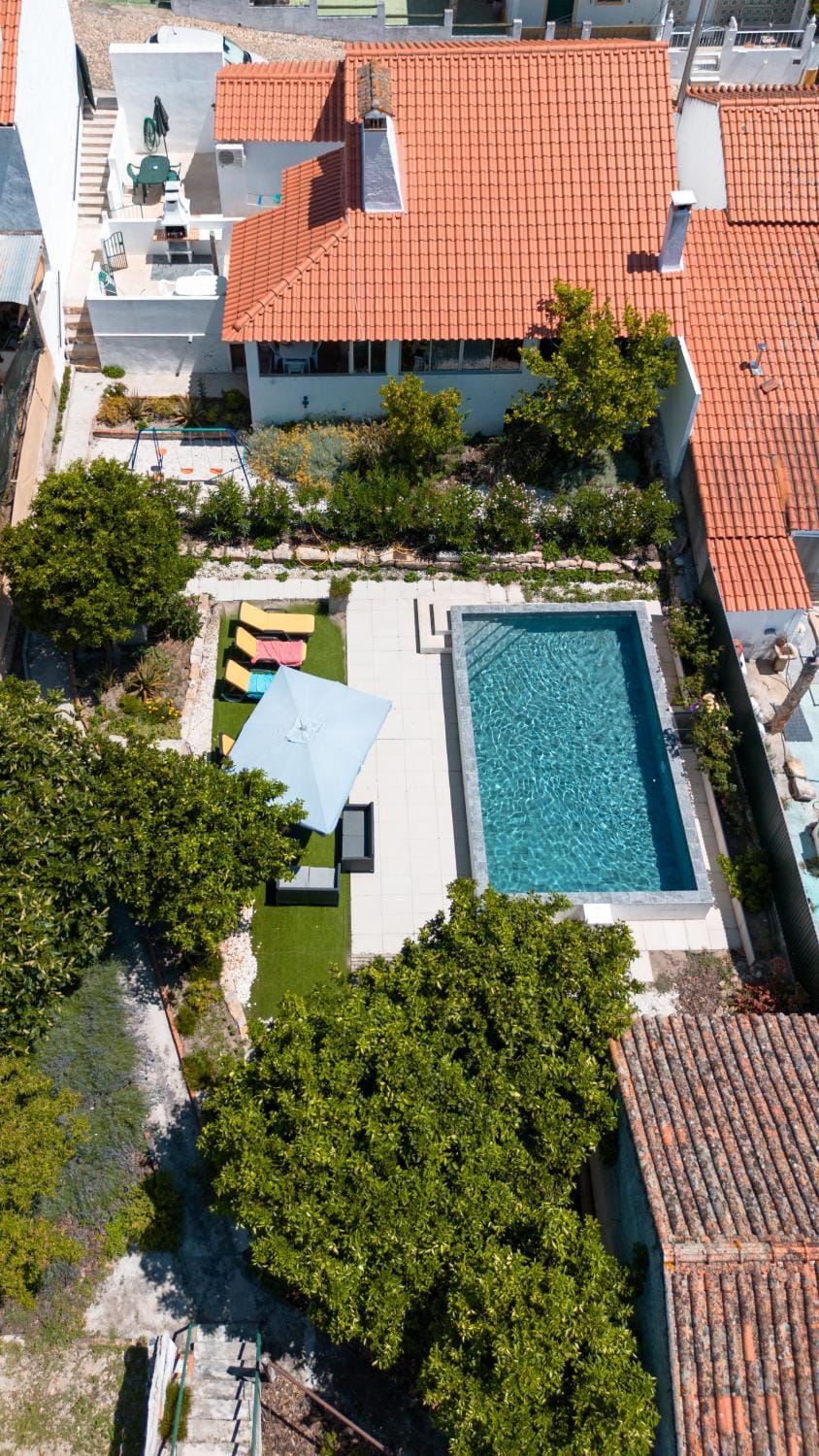 Property building, Day, Garden, Garden view, Pool view, Swimming pool, Swimming pool, sunbed