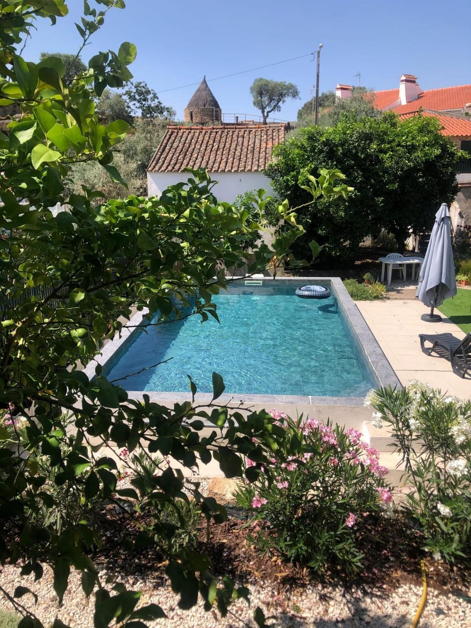 Property building, Swimming pool