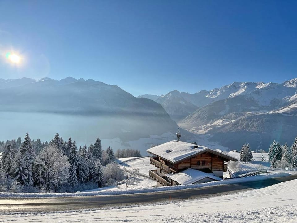 Property building, Winter