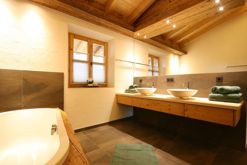Bathroom, Bath