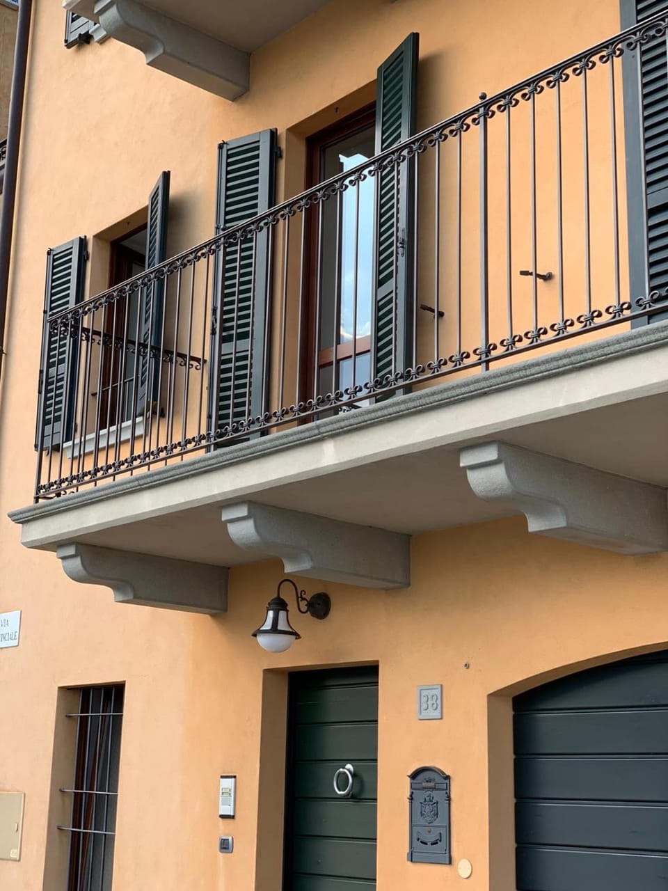 Property building, Facade/entrance