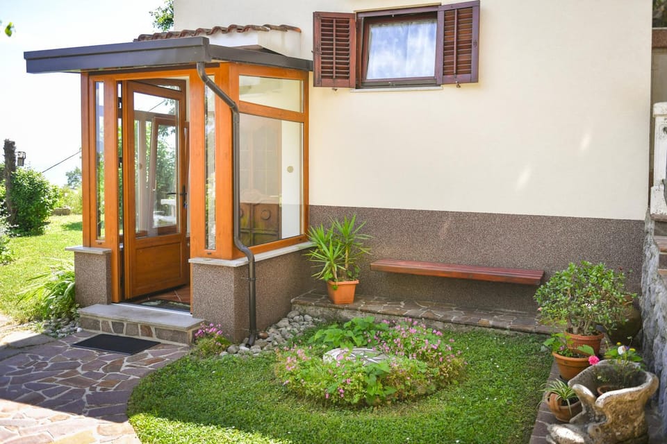 House H-ELIOS House in Lovran