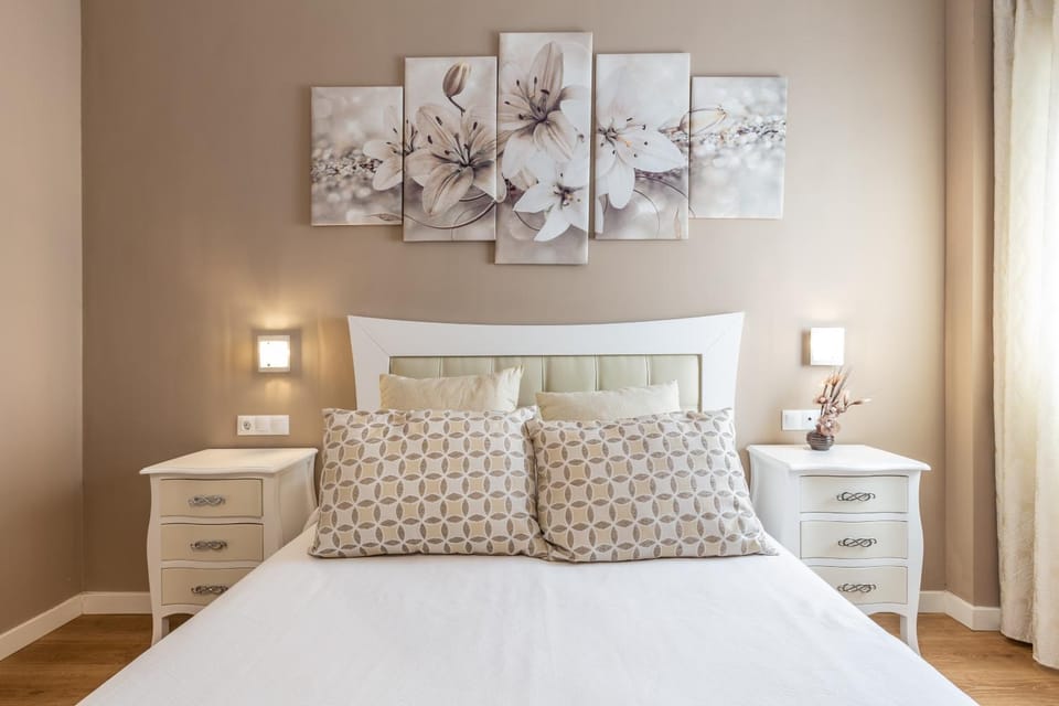 Living room, Bedroom