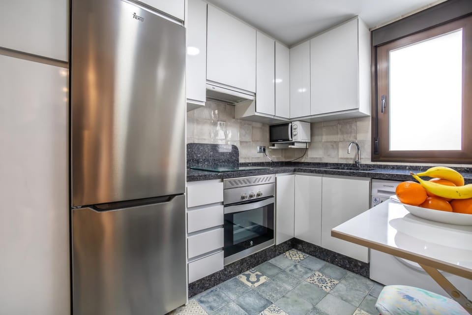 Kitchen or kitchenette, minibar, pet friendly, stove, washing machine
