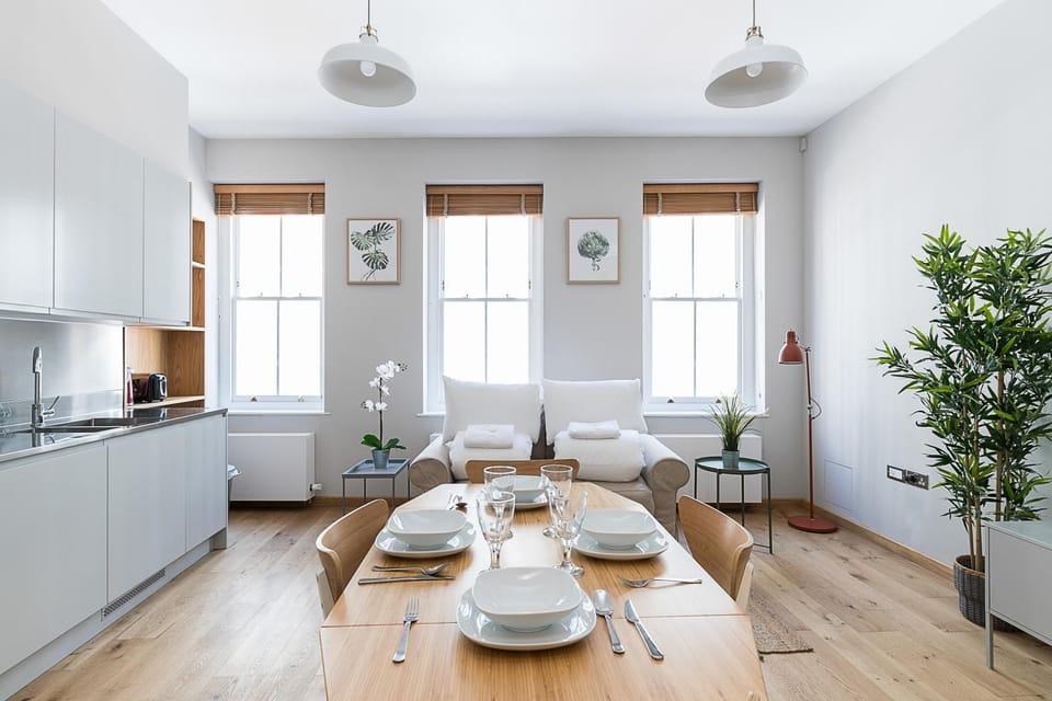 Stylish Stays by Russel Square Apartment in London Borough of Islington