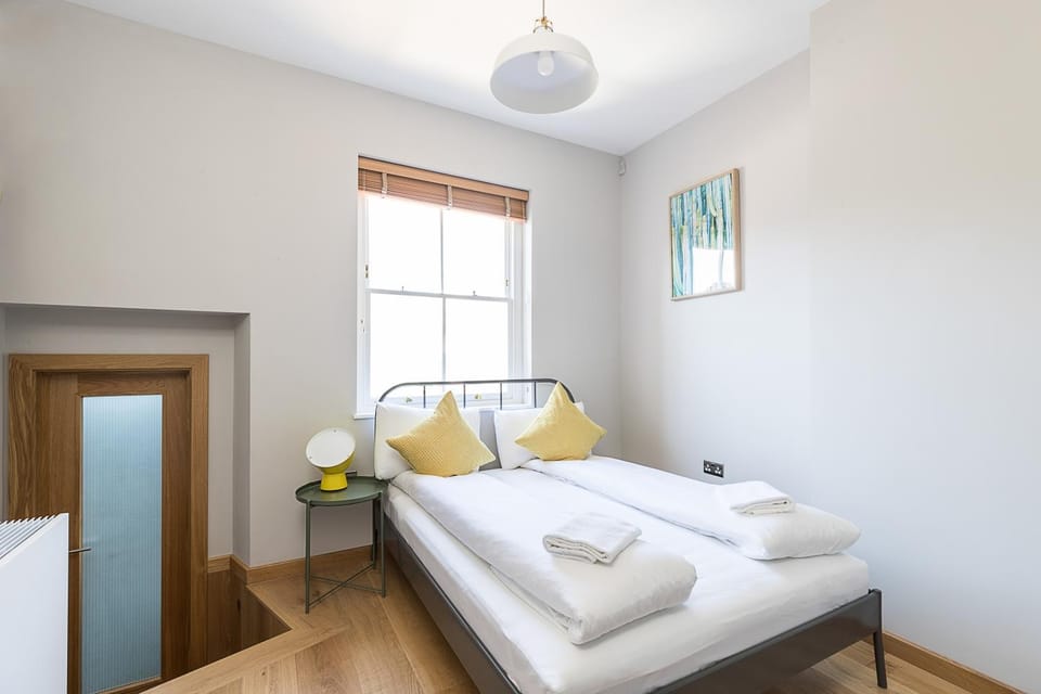 Stylish Stays by Russel Square Apartment in London Borough of Islington