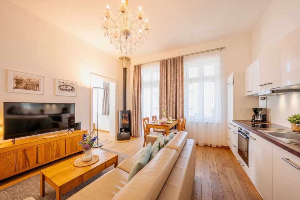 Villa Jenny - Ferienappartement 1 mit Meerblick Apartment in Mecklenburg-Vorpommern, Germany