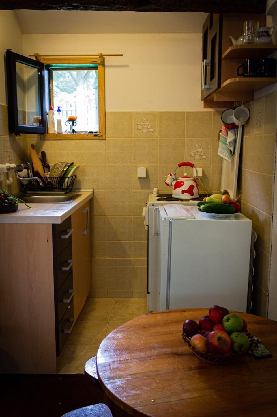 Coffee/tea facilities, Kitchen or kitchenette, Other, Dining area