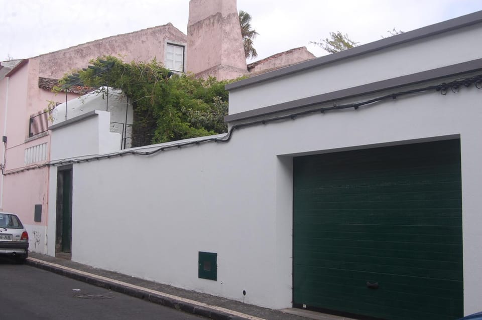 Quinta das Glicínias House in Ponta Delgada