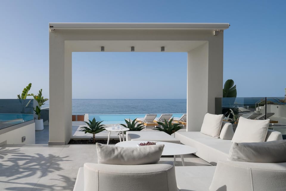 Patio, Sea view