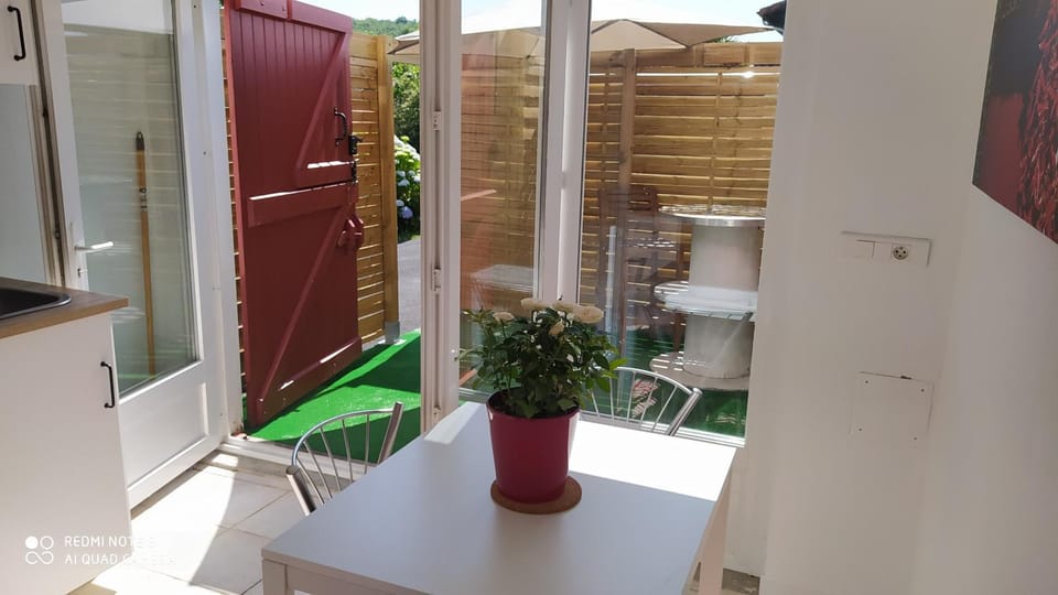 Balcony/Terrace, Balcony/Terrace