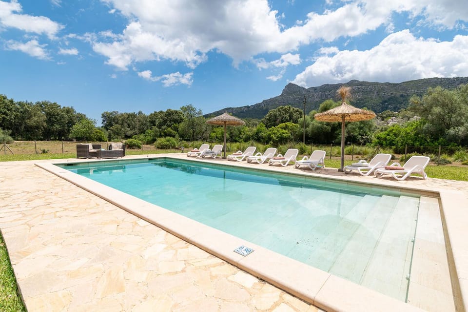 Day, Natural landscape, Garden, Garden view, Mountain view, Pool view, Swimming pool, sunbed